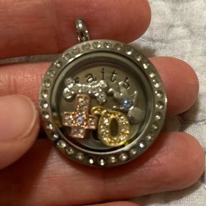 Origami Owl Living Locket + Charms & Faith Plate
